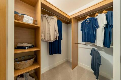 Joules Place, Market Drayton - Walk in Wardrobe